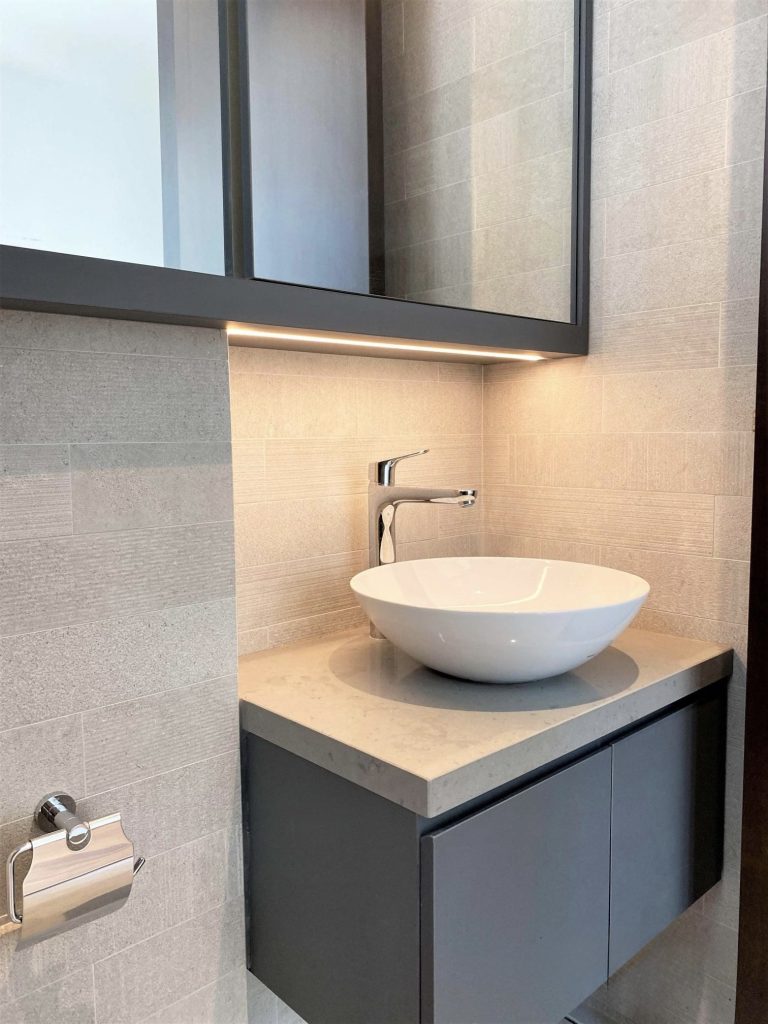 Modern vanity cabinet