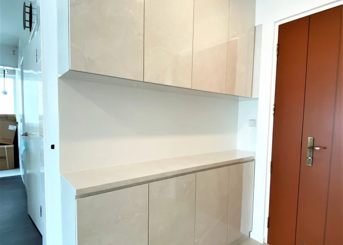 cabinet in gloss finishing