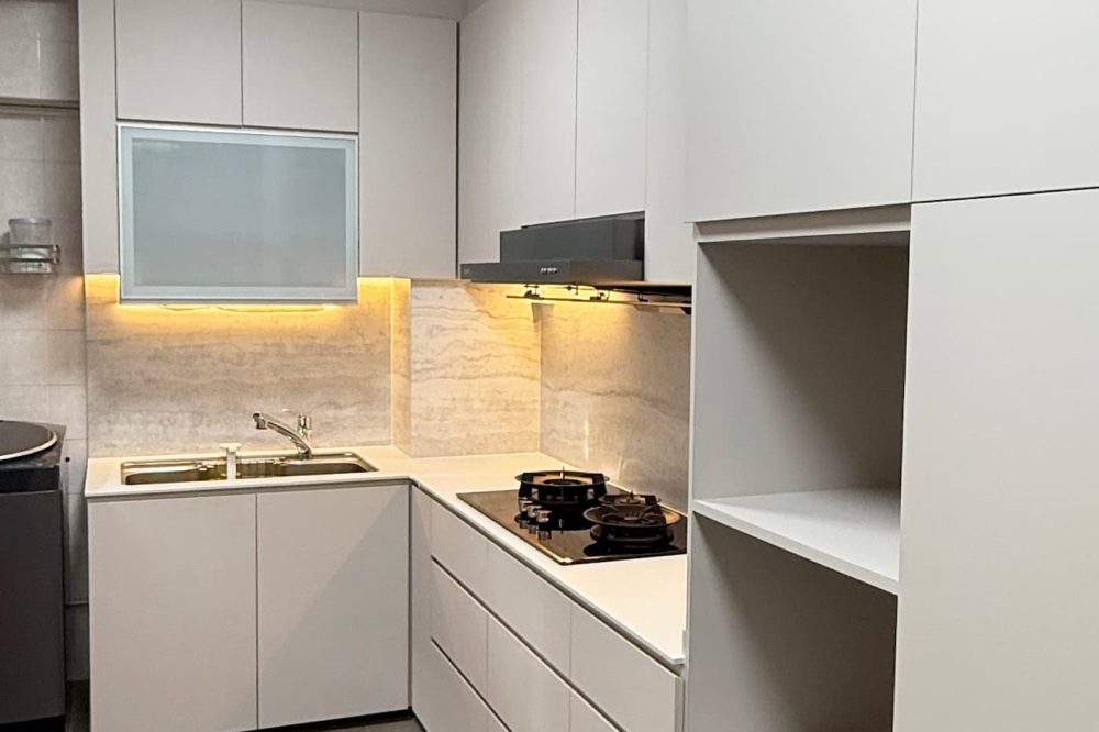 Perspective View of Kitchen Cabinets & Appliance Column